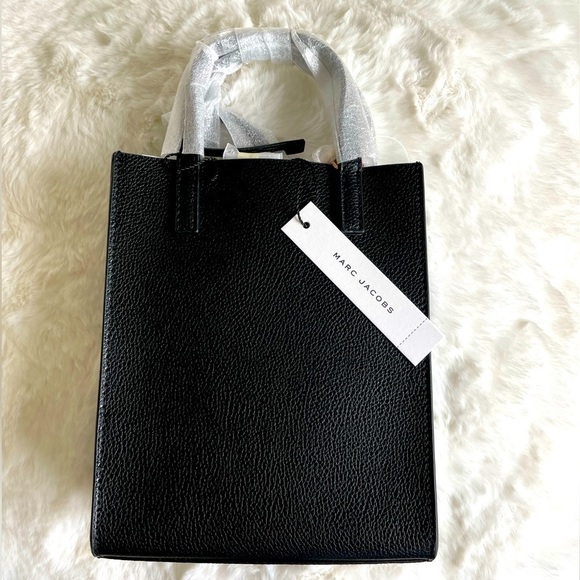 New Marc Jacobs bag crossbody black leather gold tone hardware 2 straps NWT - Picture 5 of 14